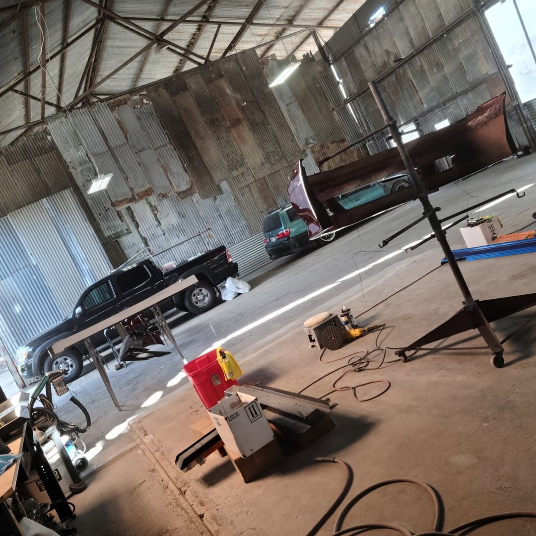 Fly Garage service media